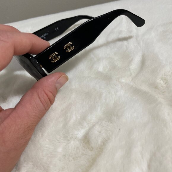 CHANEL Black Sunglasses with Gold Accents main image 7